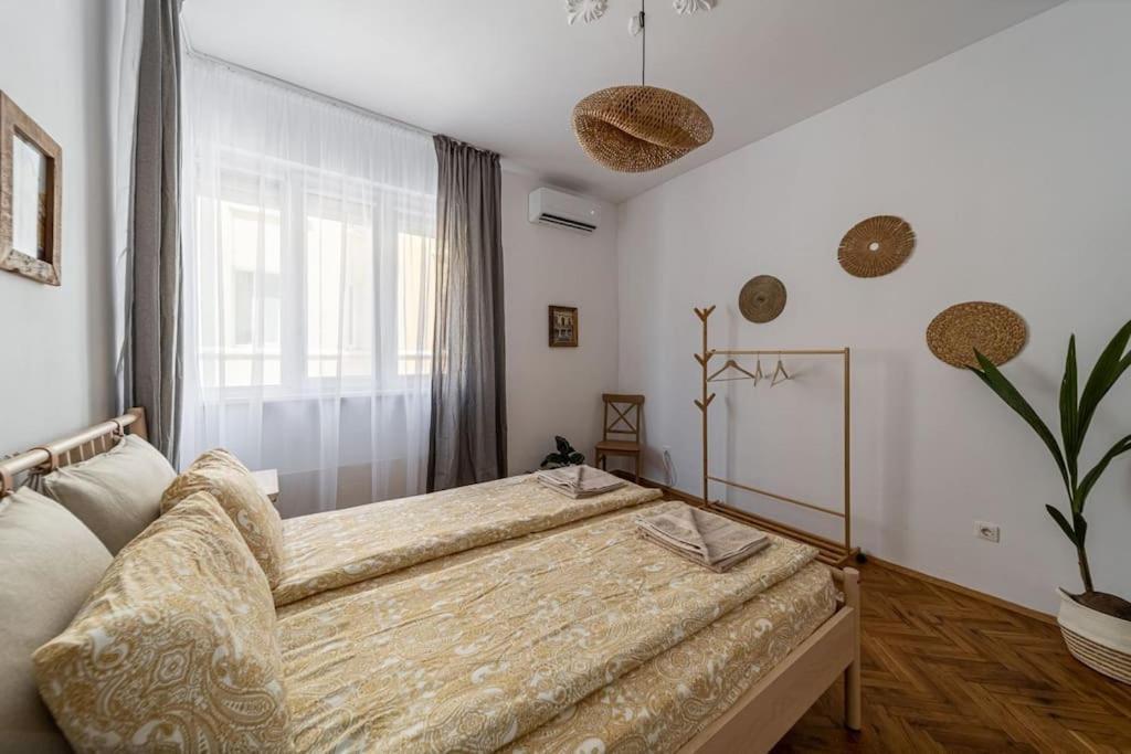 Bohohome 2 Next To The Main Street София Экстерьер фото